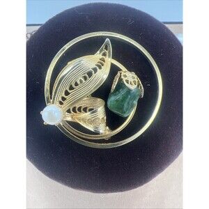 Vintage Estate Jade Faux Pearl Filigree Round Brooch
